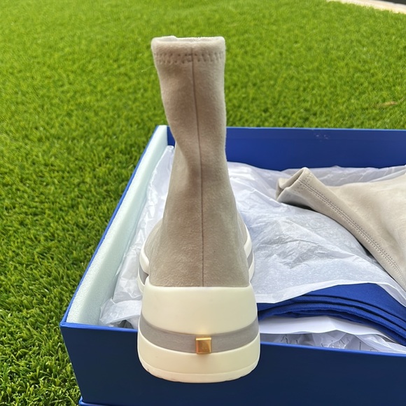 NWB Stuart Weitzman SW 612 grey suede bootie size 4.5 that fits like a 5 - Picture 4 of 17